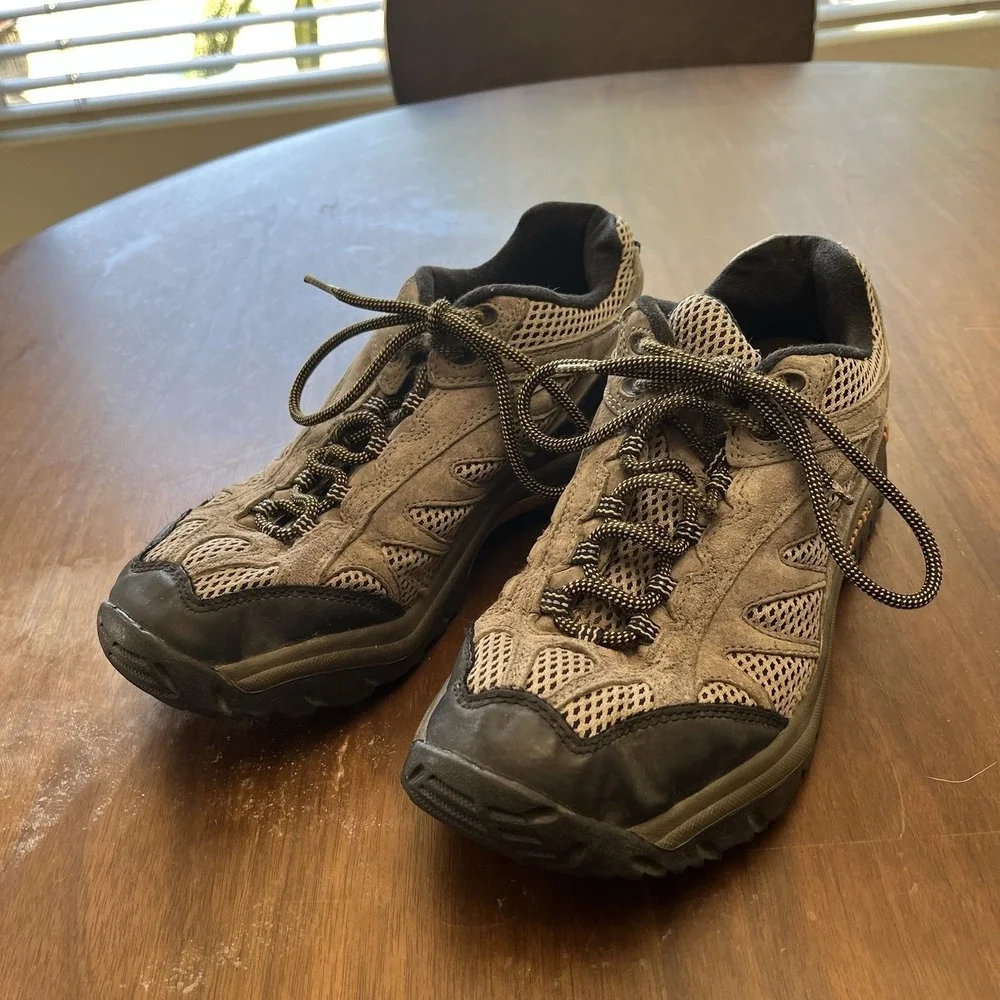 Merrell Mesa Ventilator Men's 9 Performance Footwear Boots Leather Walnut